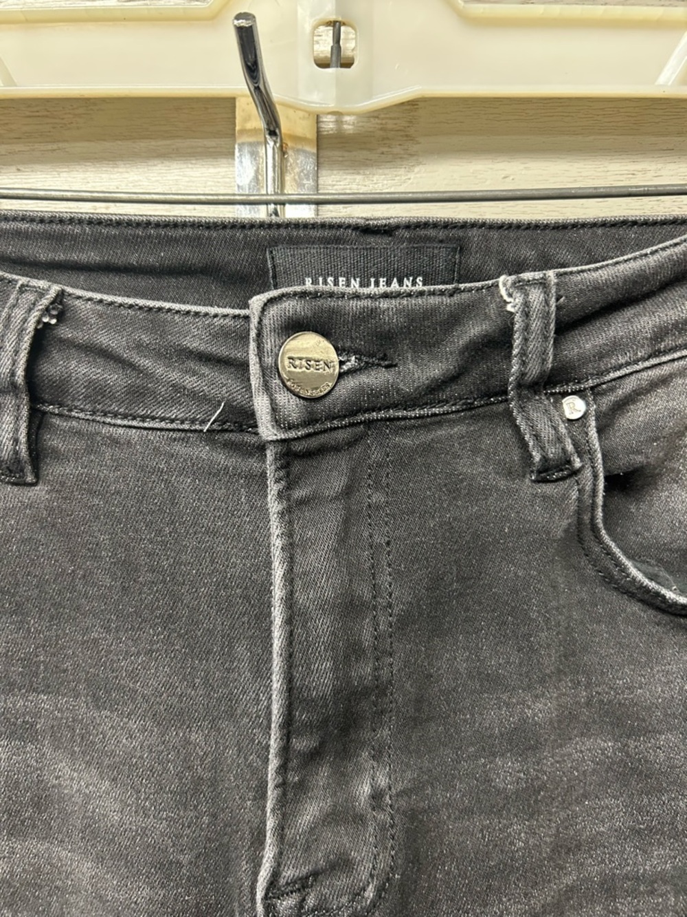 High-Rise Black Straight Jeans for Women - Picture 3 of 7